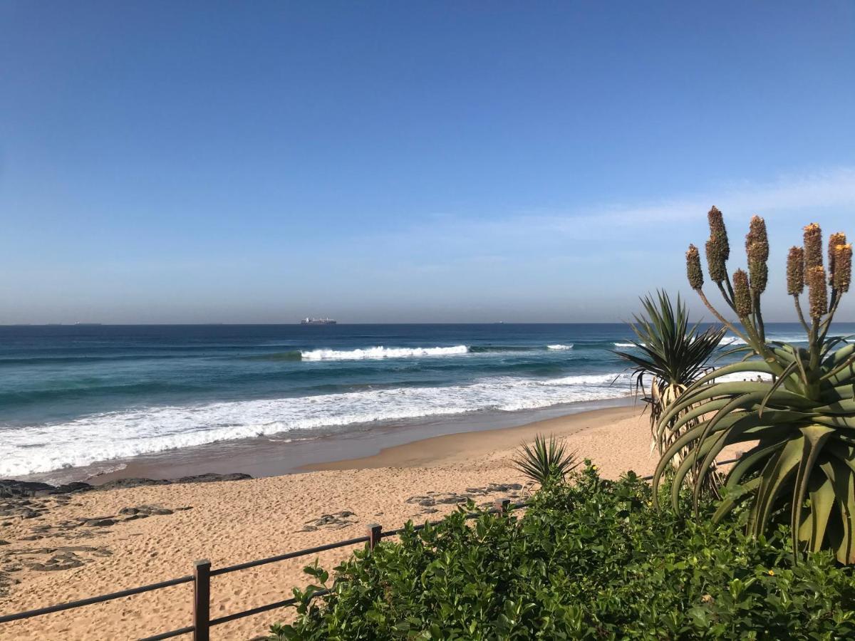 702 Oyster Schelles Apartment Durban Bagian luar foto