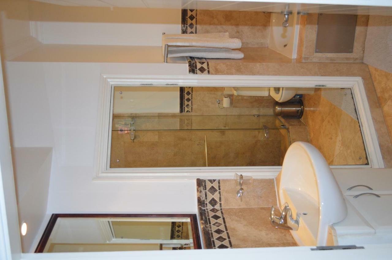 702 Oyster Schelles Apartment Durban Bagian luar foto